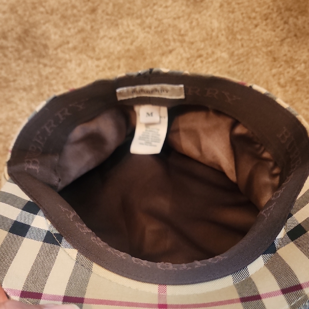 Burberry Newsboy Cap - Picture 9 of 11